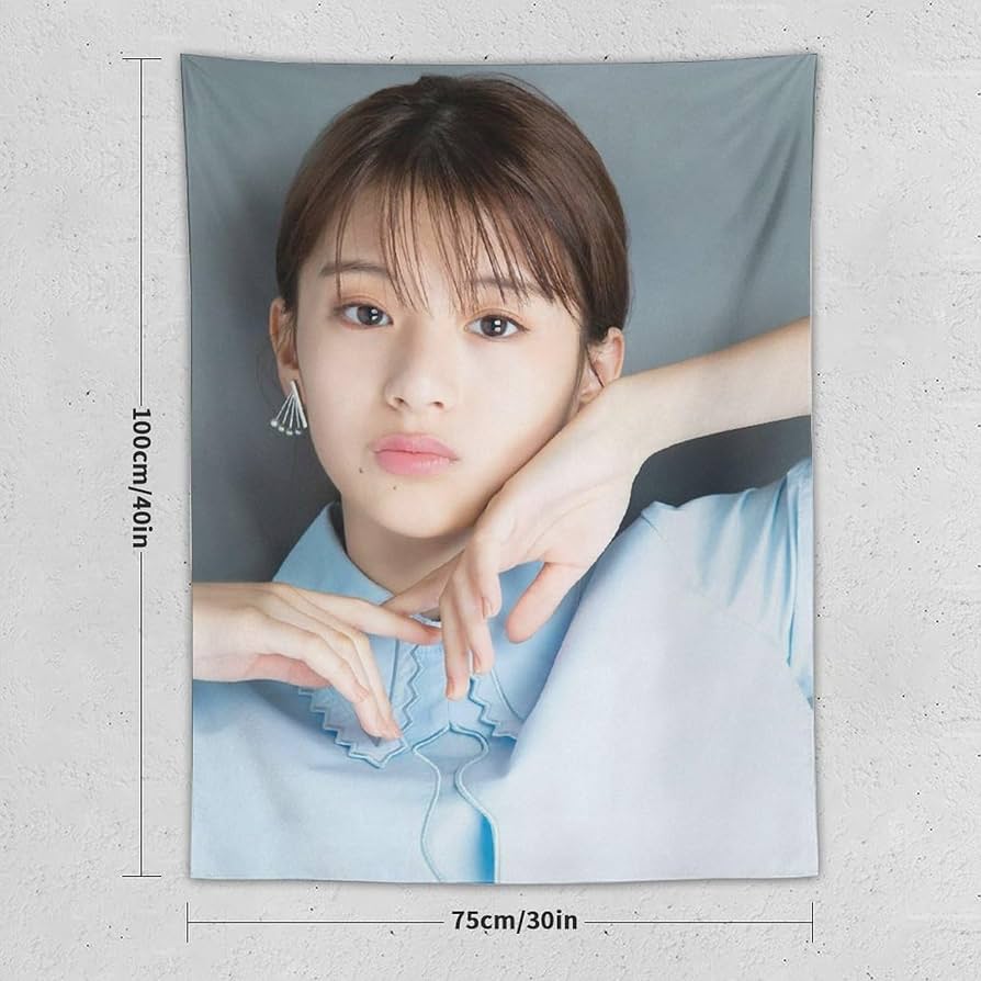 Amazon.co.jp: 出口夏希 (26) タペストリー、絵画、ポスター